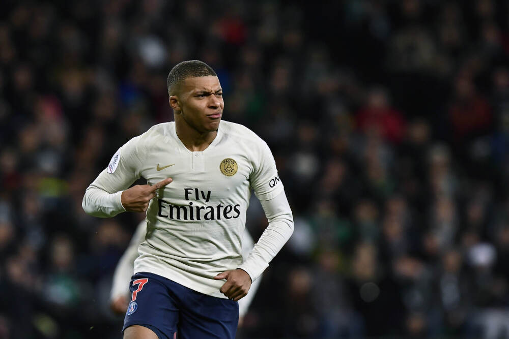 2027年女足世界杯会徽和口号发布